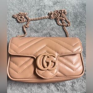 Super mini marmont gucci cream tan colour. Authentic, used once in an occasion.